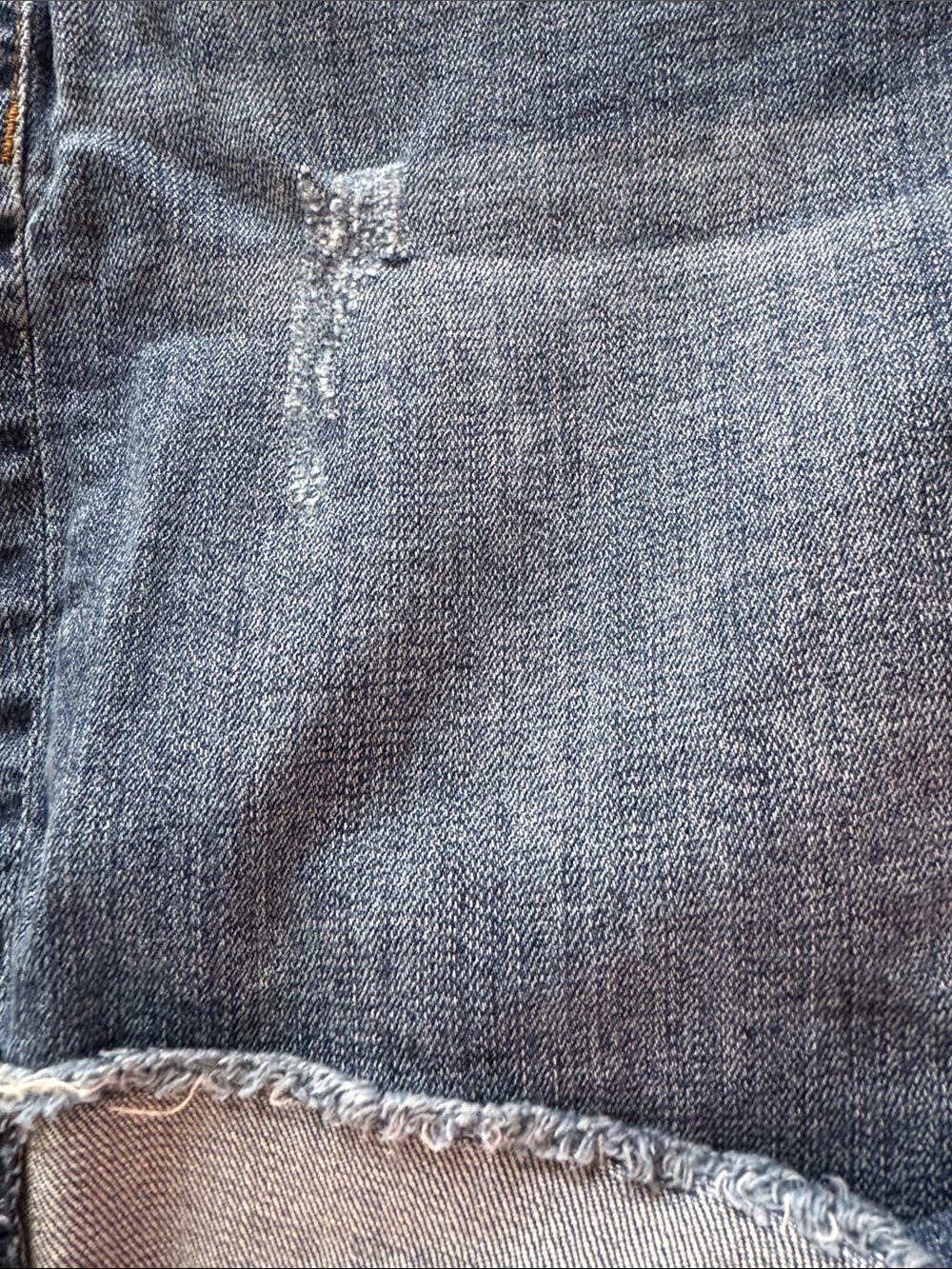 KUT from the Kloth Catherine Boyfriend Denim Shorts Distressed Cuffed Size 8 - Picture 10 of 12